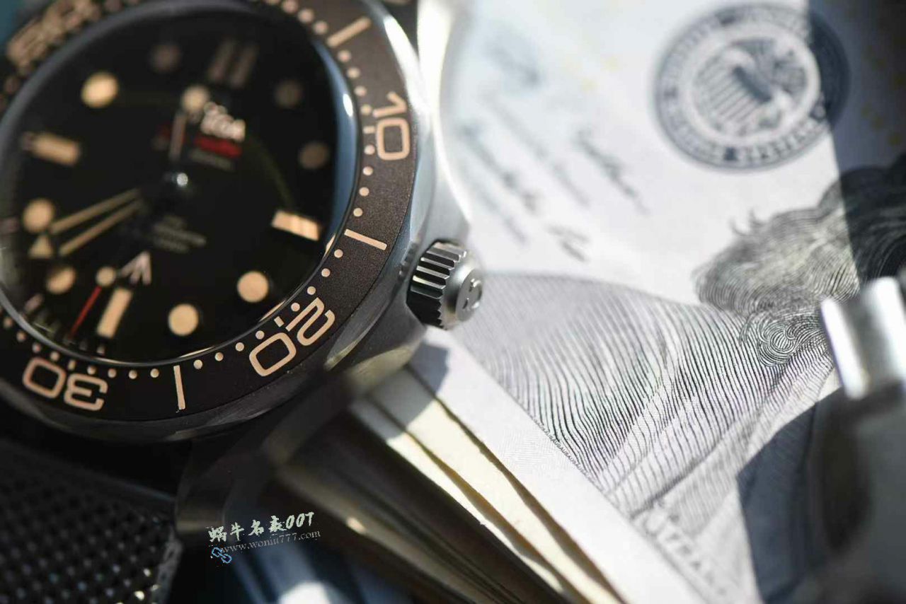 VS 007 The ultimate hit ！ Titanium mesh strap Omegabest clone  No Time to Die   Seamaster 300 meters 210.90.42.20.01.001 watches  / VS816
