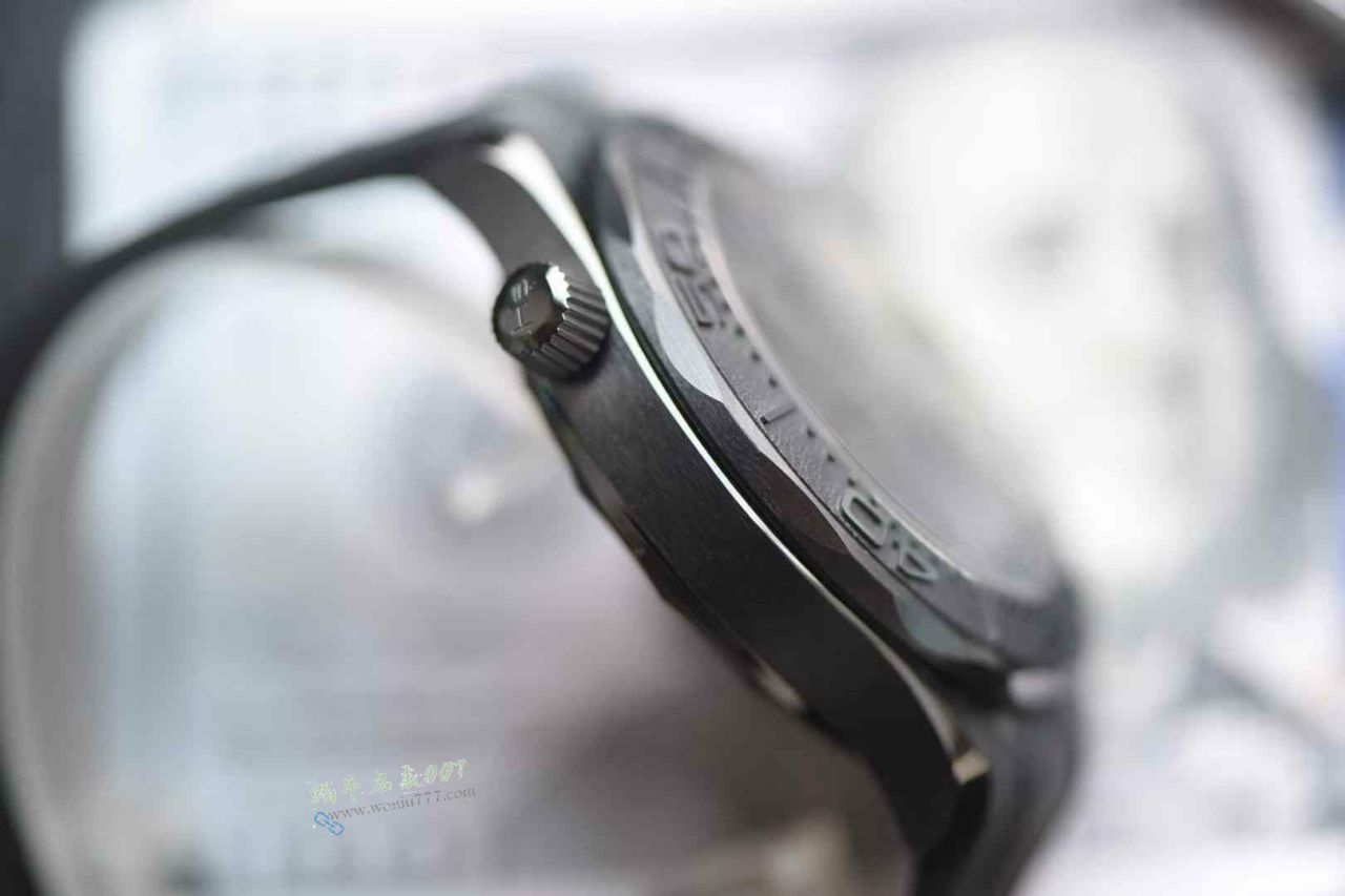  Video review  Omega Seamaster 300 meters  clone  Darth Vader 210.92.44.20.01.003 watches  / VS817