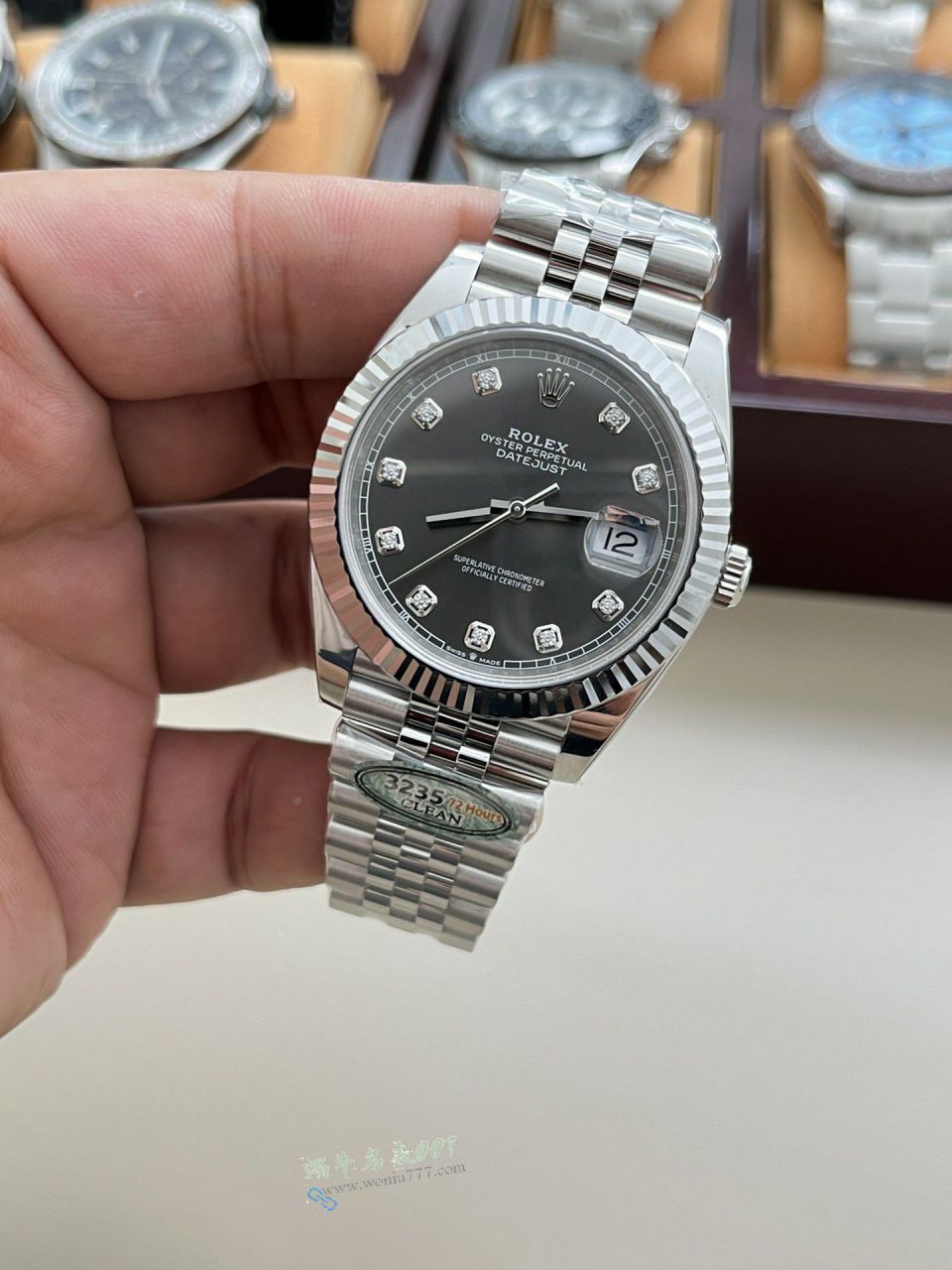 clean Rolex Datejust 41mm series m126333-0012 watches  / R959
