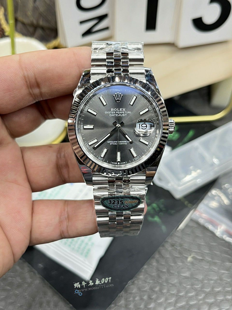 CLEAN Rolex Datejust 41mm series m126334-0014 watches  / R960