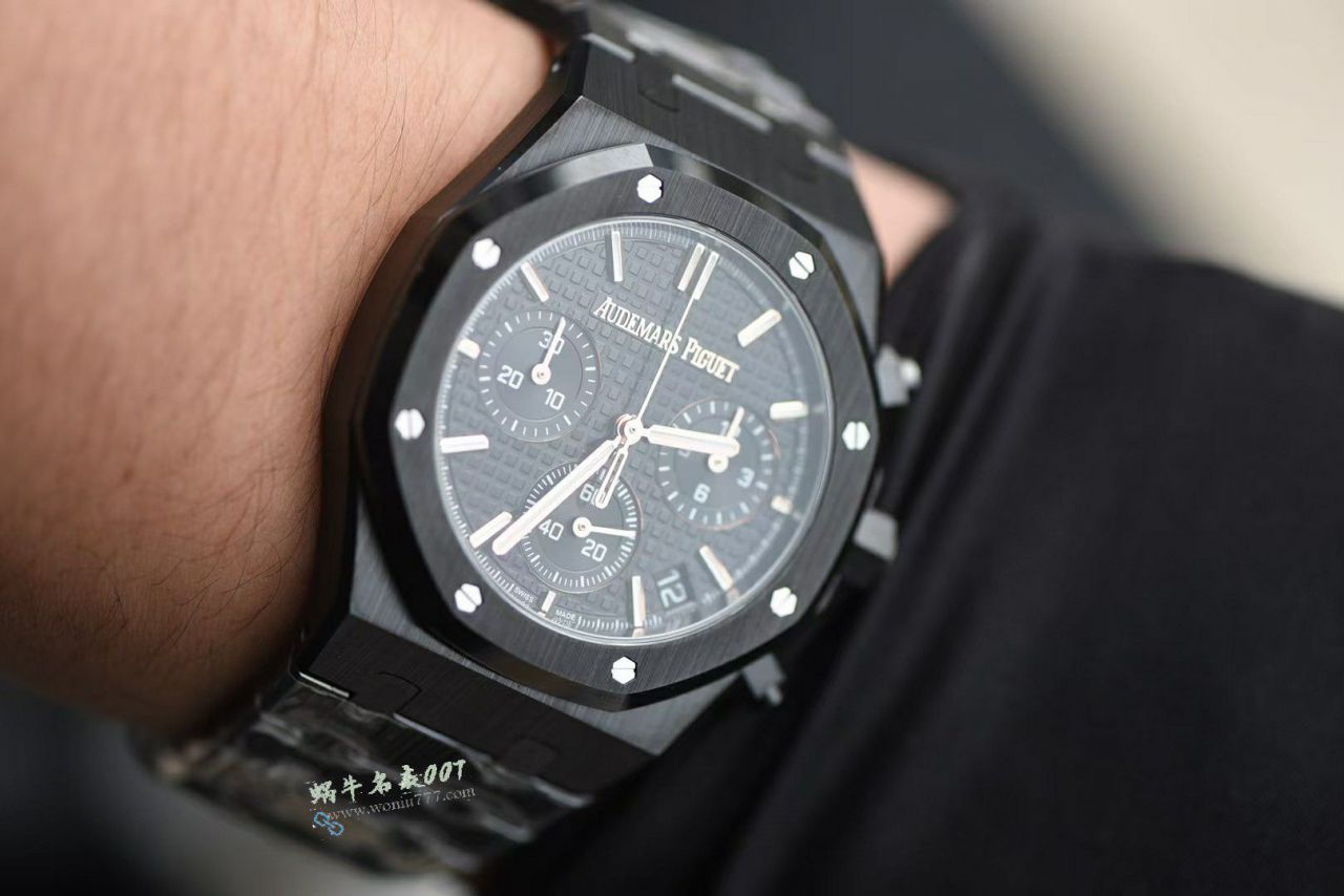 APS Audemars Piguet Royal Oak Audemars PiguetTOP clone watch26240CE.OO.1225CE.02 watches  / AP305