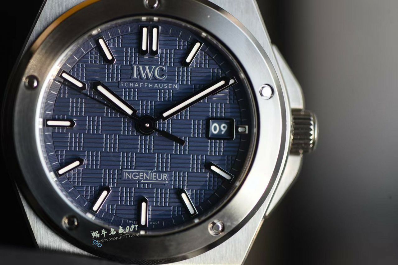  Video review V7 Factory  blue surface IWC Engineer  series best clone IW328907 watches  / WG639