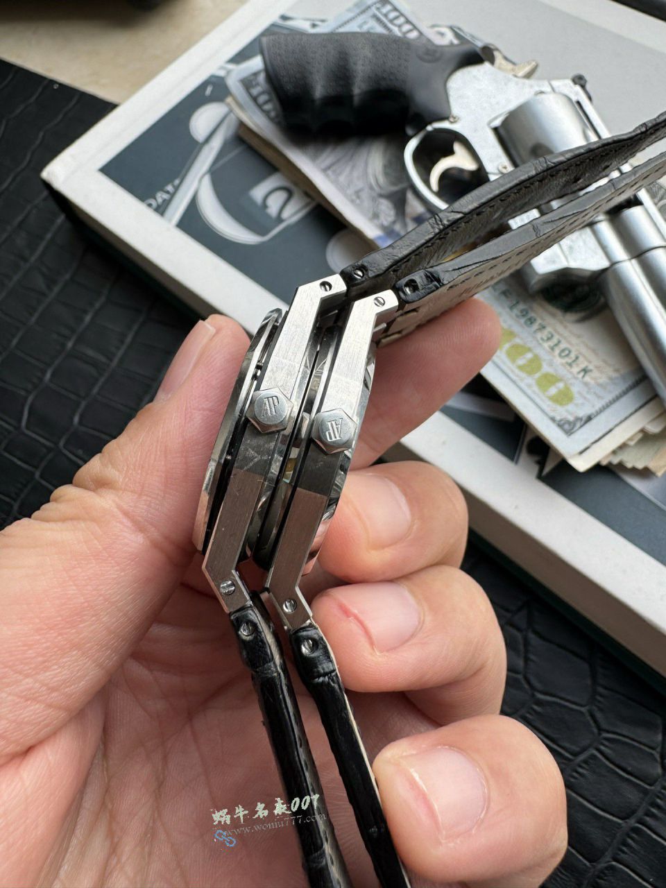 V7 Factory Audemars Piguet Royal Oak TOP clone  Women watch67651ST.ZZ.D002CR.01 watches  / AP306