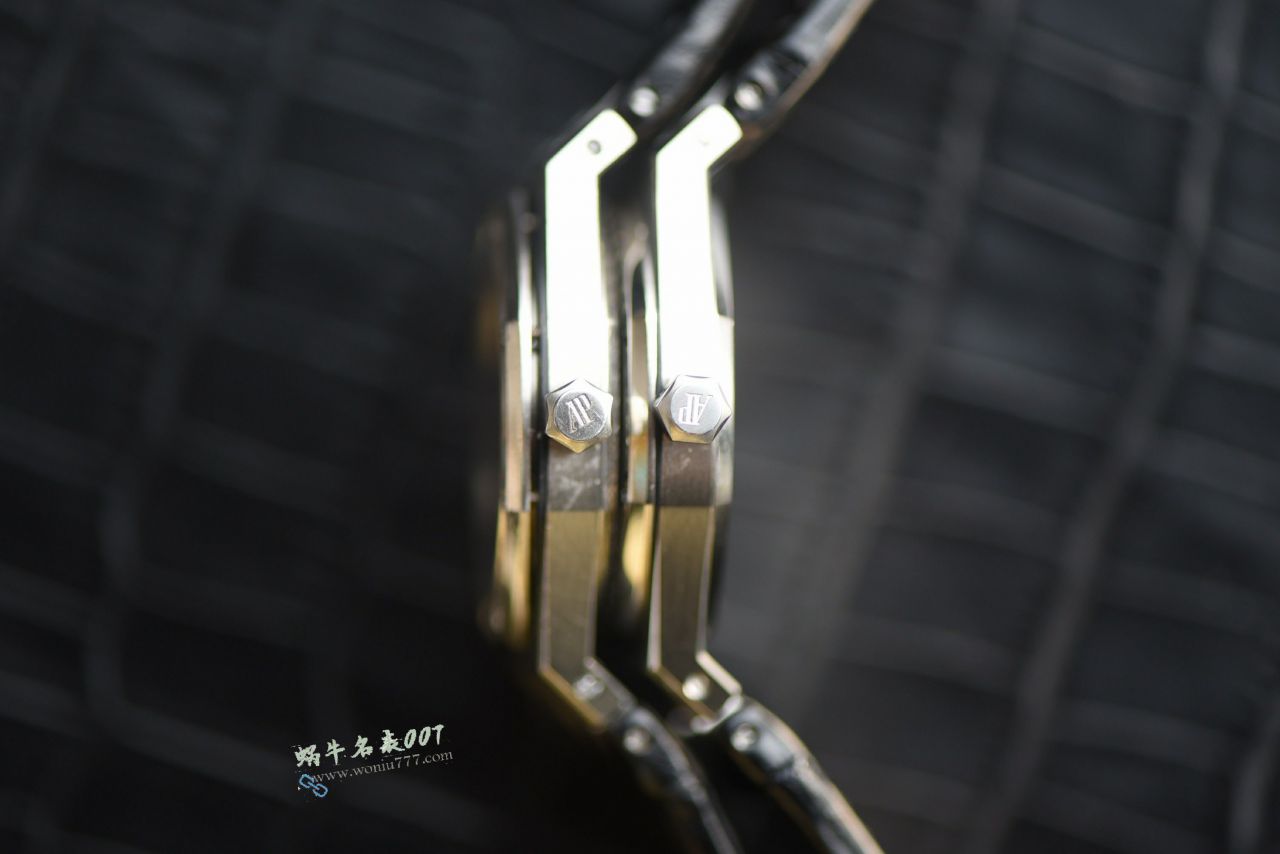 V7 Factory Audemars Piguet Royal Oak TOP clone  Women watch67651ST.ZZ.D002CR.01 watches  / AP306
