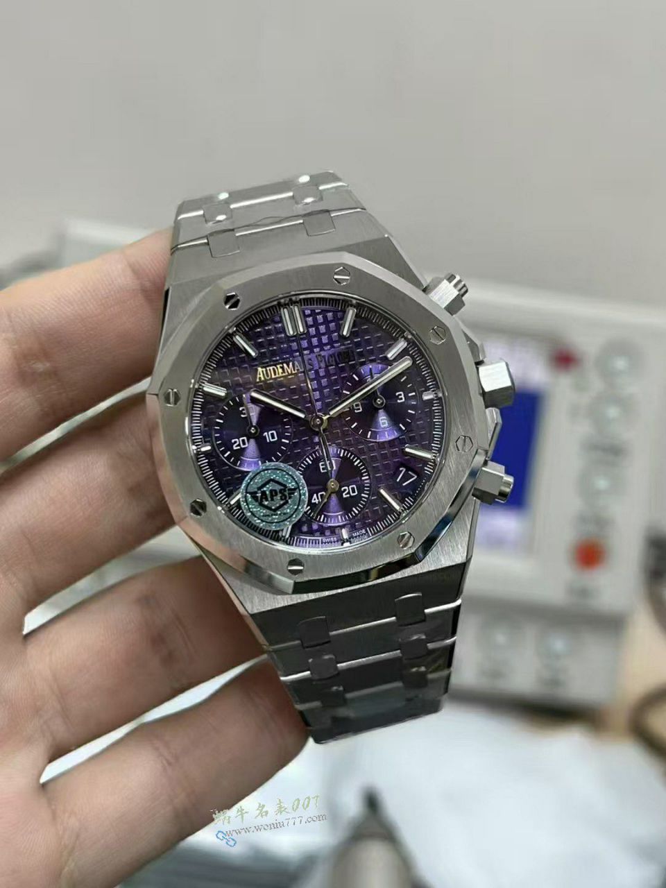 APS TOP clone Audemars Piguet Royal Oak  series 26240ST.OO.1320ST.06 watches  / AP310