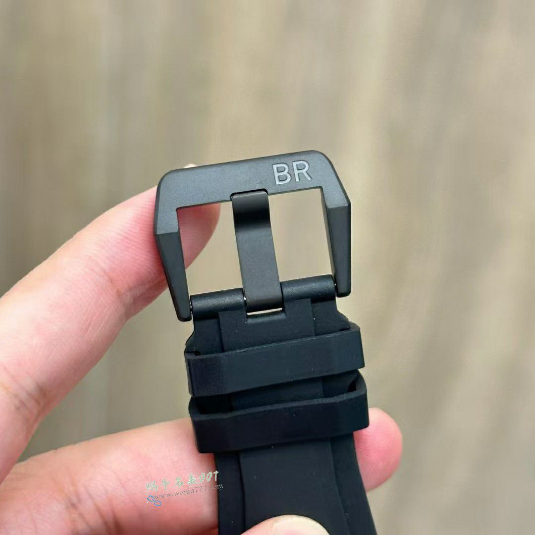 M+ Factory TOP clone  Bell & Ross INSTRUMENTS series BR03A-HRZ-CE watches  / BR062