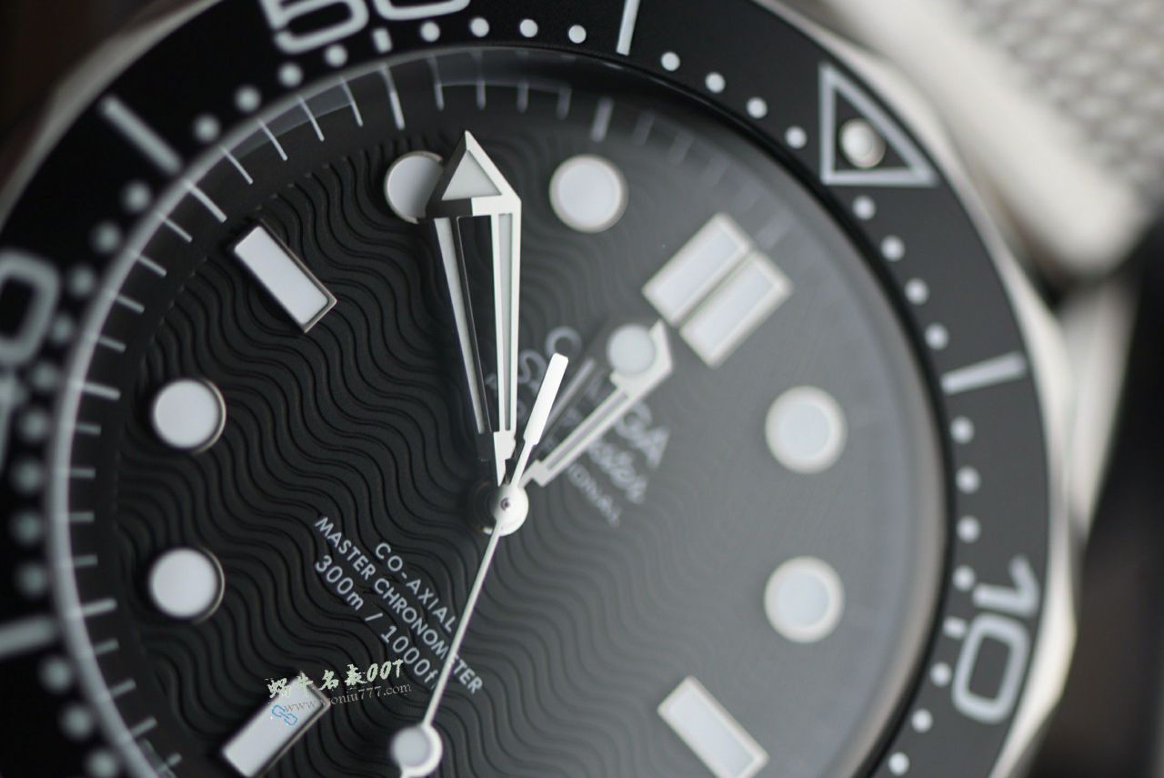 VS Omega  No calendar  Seamaster 300 meters TOP clone watch210.30.42.20.01.010 watches  / VS821