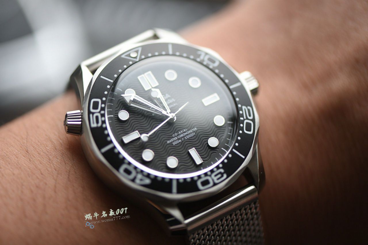 VS Omega  No calendar  Seamaster 300 meters TOP clone watch210.30.42.20.01.010 watches  / VS821