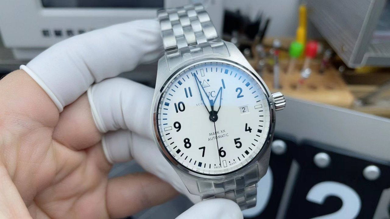 V7IWC Big Pilot the best  clone watch Mark XX Collection IW328204 watches  / WG652