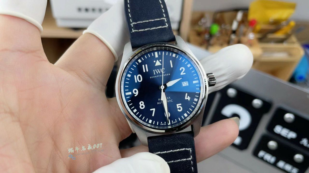 V7IWC Big Pilot the best  clone watch Mark XX Collection IW328204 watches  / WG652