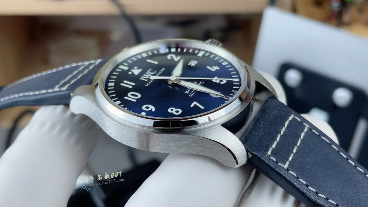 V7IWC Big Pilot the best  clone watch Mark XX Collection IW328204 watches  / WG652