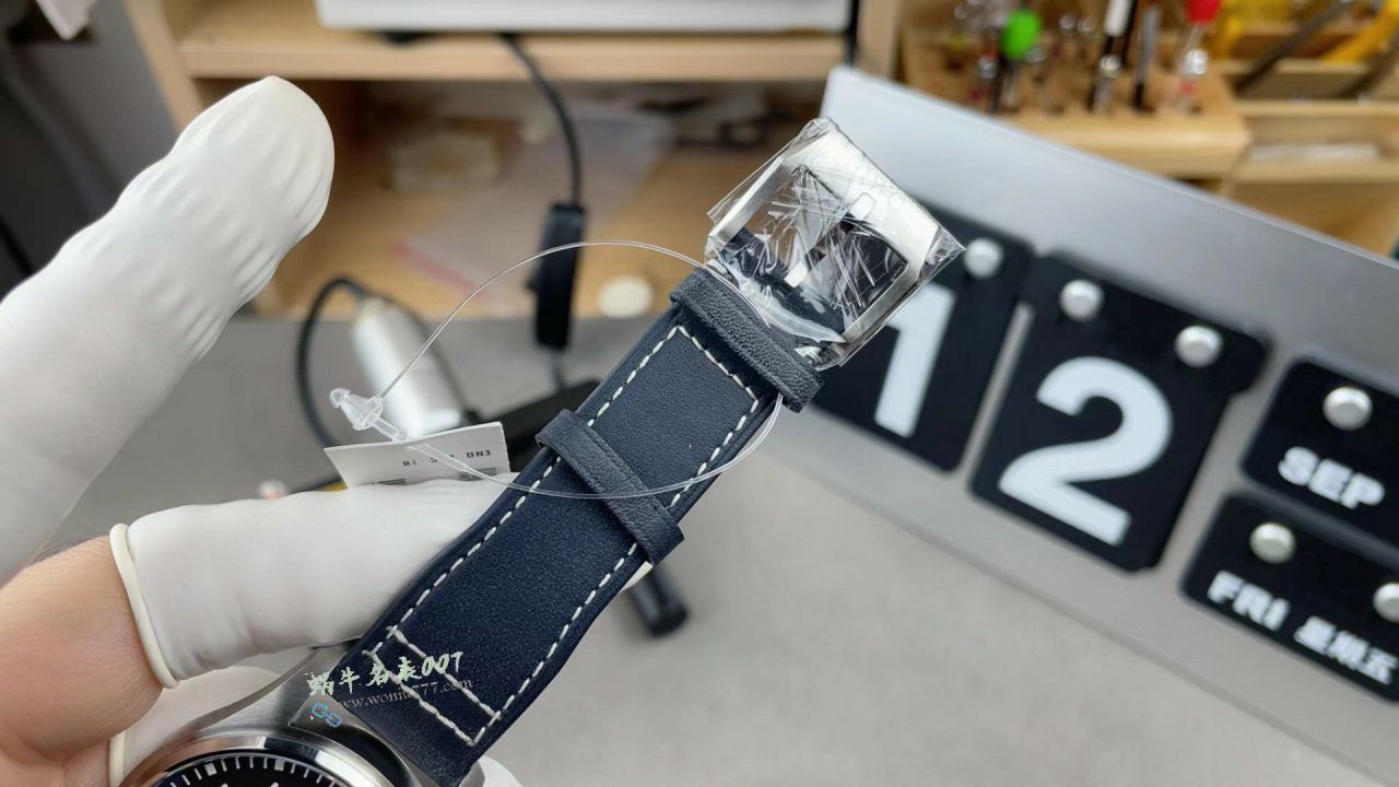 V7IWC Big Pilot the best  clone watch Mark XX Collection IW328204 watches  / WG652