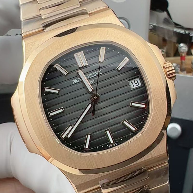 3K Patek Philippe 5711R  Nautilus  Rose gold  Gray surface 100% clone watches 