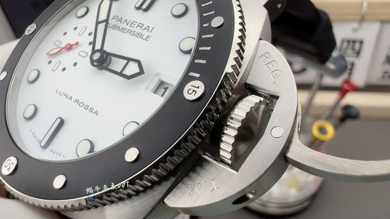 VS Factory Panerai Submarine series TOP clone watchPAM01579，PAM1579 watches  / VSPAM01579