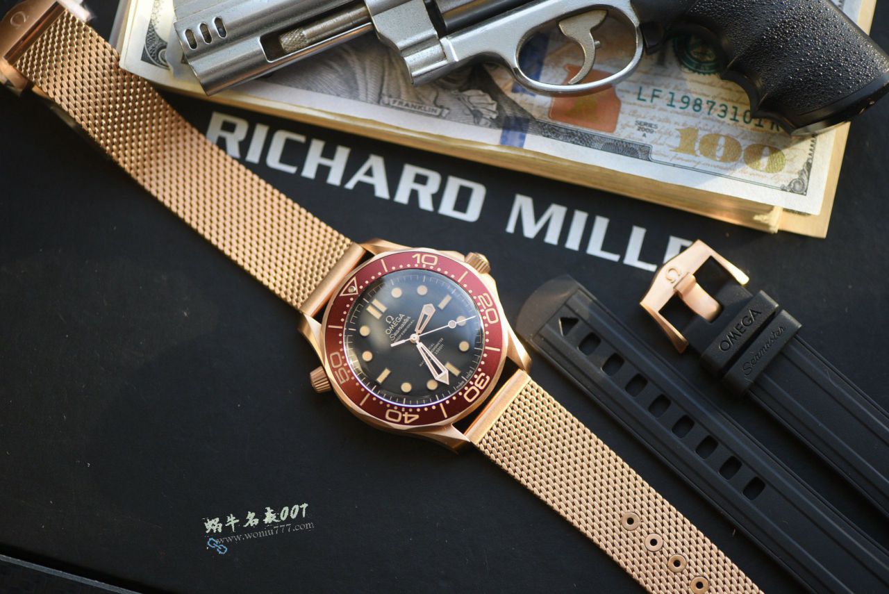  Video review VS Omega   bronze gold  No Time to Die 210.90.42.20.01.003 watches  / VS829