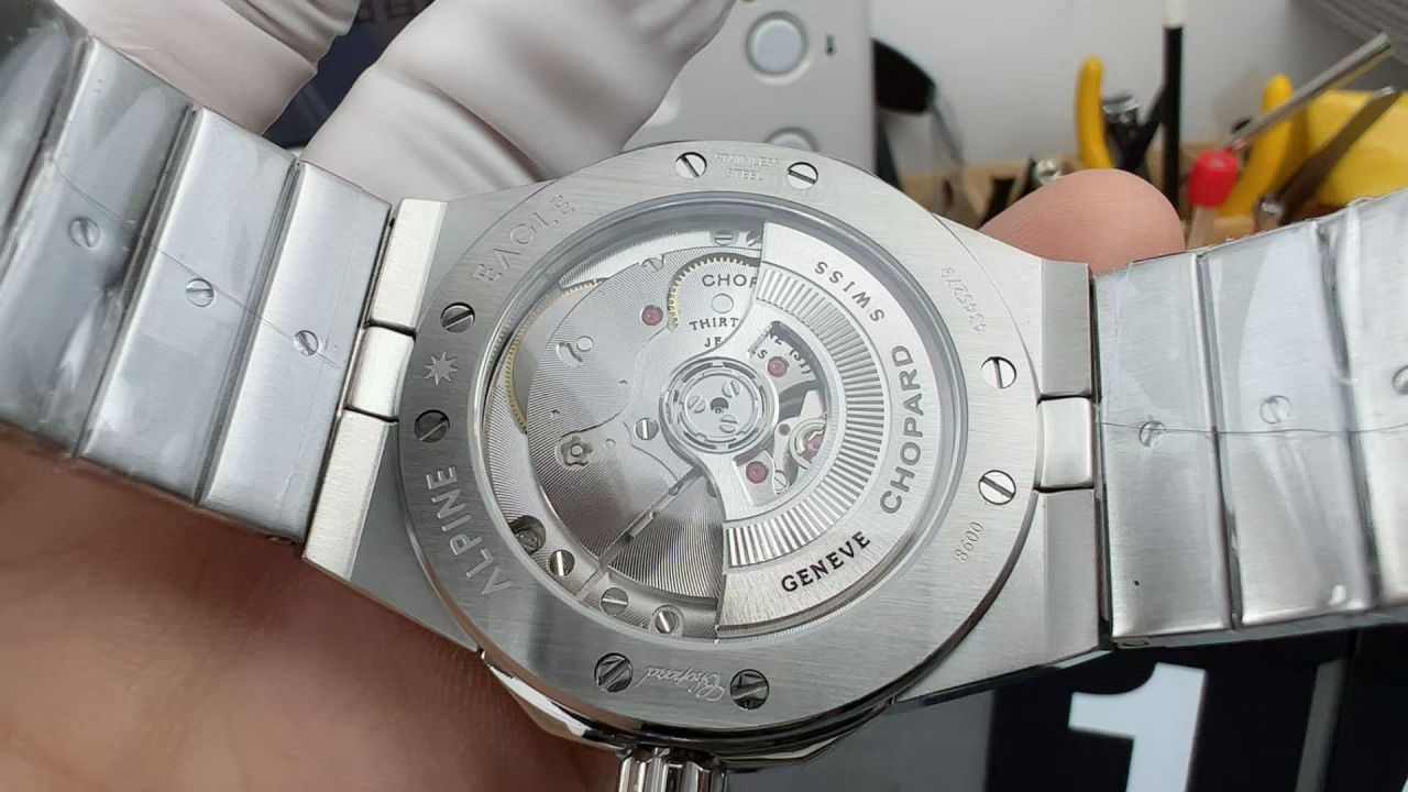 GH Chopard Snow Mountain Proud Wings  clone watch298600-3001 watches  / XB090
