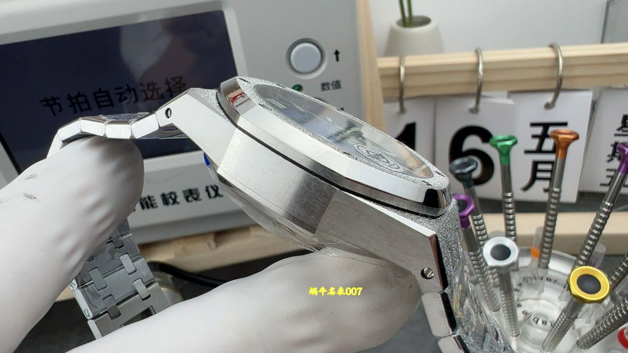APS Audemars Piguet Royal Oak  series   clone watch26240BC.GG.1324BC.02 watches  / AP321