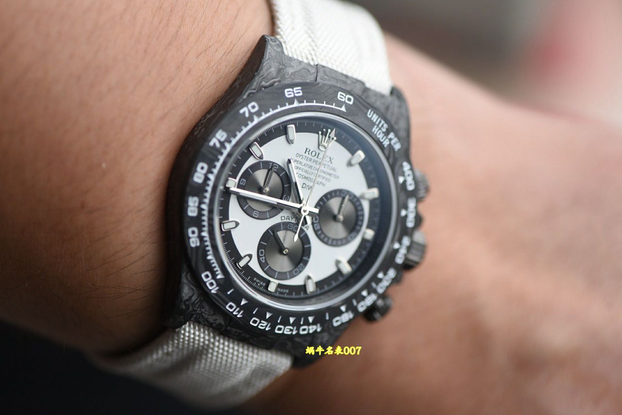 N Factory  industry Highest Version Diw  Customized version ROLEX  Daytona  complete carbon fiber case  watches  / R986