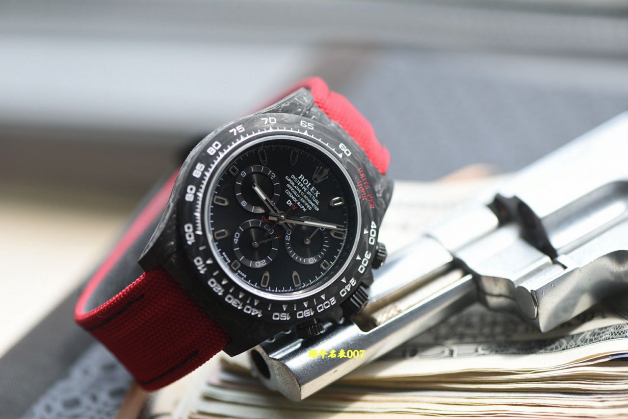 N Factory  industry Highest Version Diw  Customized version ROLEX  Daytona  complete carbon fiber case  watches  / R986