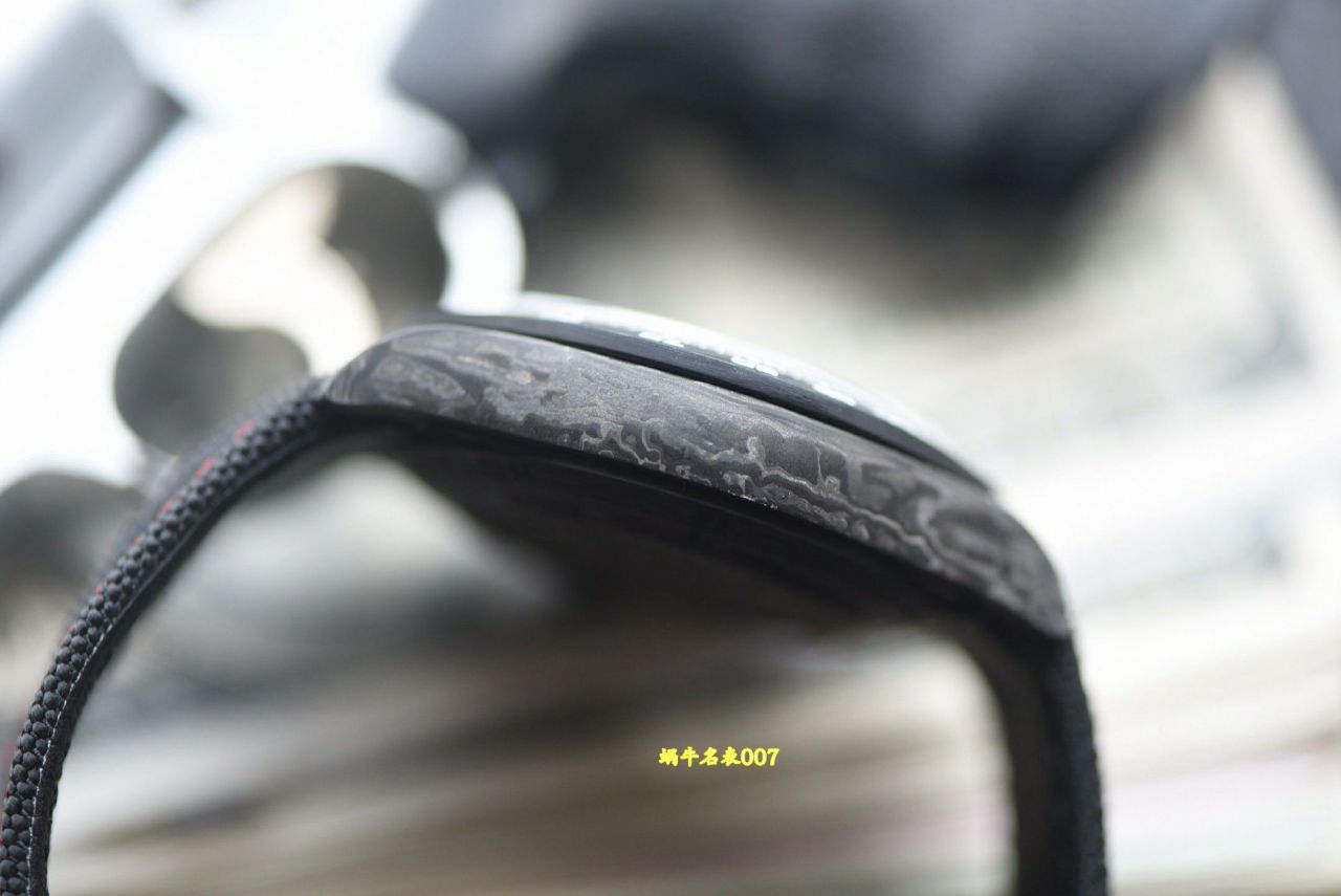 N Factory  industry Highest Version Diw  Customized version ROLEX  Daytona  complete carbon fiber case  watches  / R986