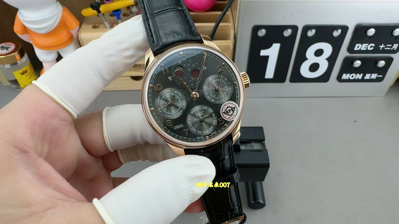 APS IWC Perpetual calendar TOP clone watch Portugal  series IW503404 watches  / WG662