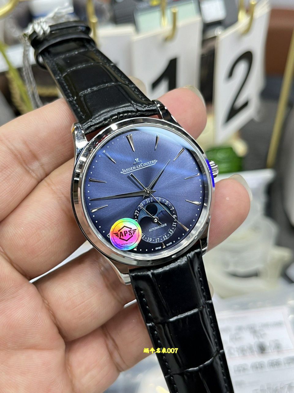  Video review APS Jaeger-LeCoultre Moon Phase  Ultra-thin  Master Collection  series Q1368480 watches  / JJ207
