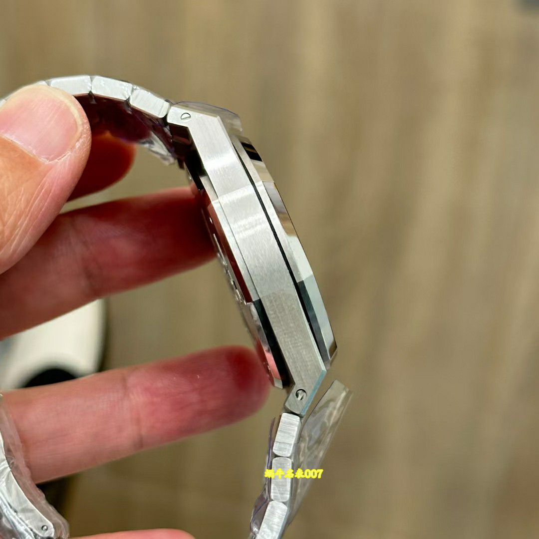  Video review APWAudemars Piguet Royal Oak TOP clone watch26331ST.OO.1220ST.03 watches  / AP353