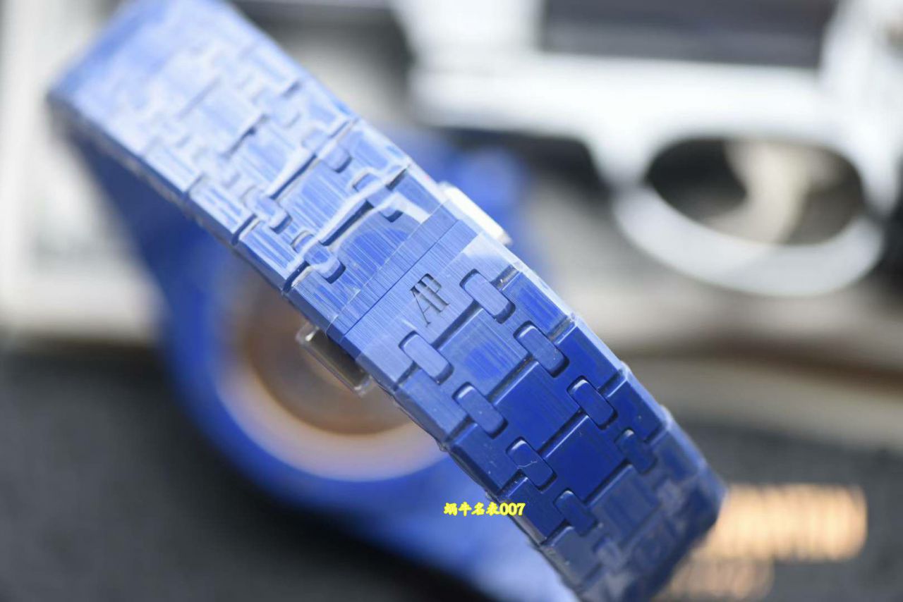  Video APS Audemars Piguetcal.4302 Customized movement 15500 100% ceramic style  watch / AP359