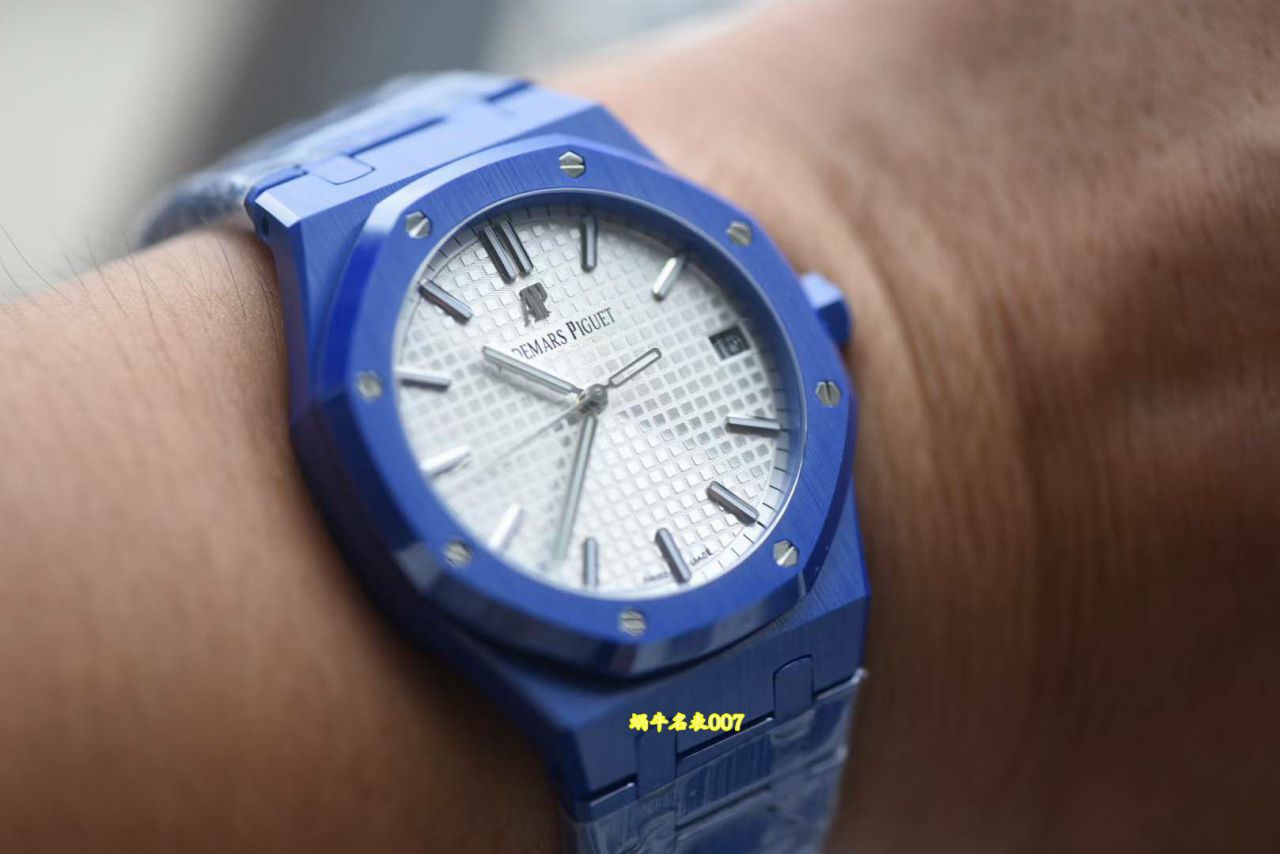  Video APS Audemars Piguetcal.4302 Customized movement 15500 100% ceramic style  watch / AP359