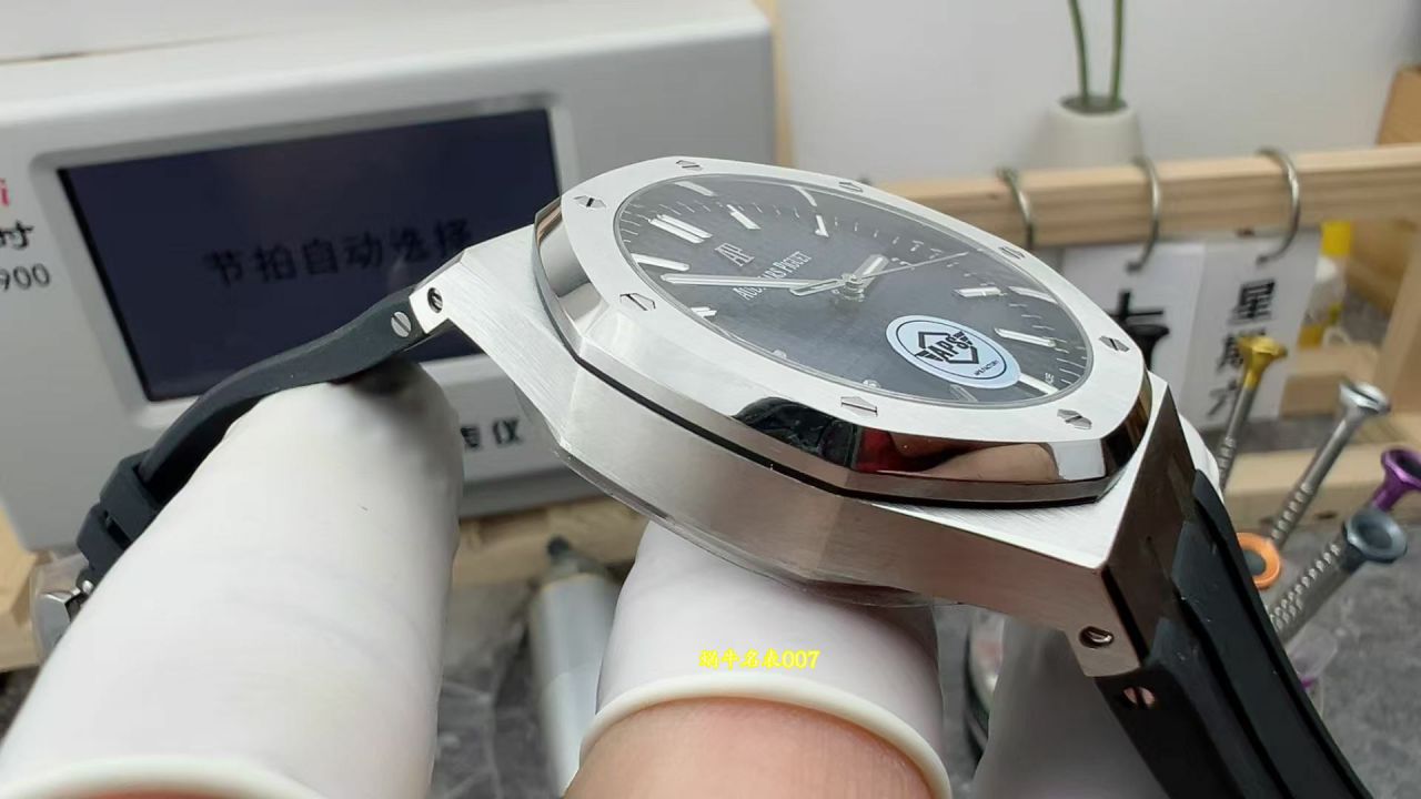 APS Factory Audemars Piguet Royal Oak TOP clone 15500ST.OO.1220ST.01 leather belt  watches  / AP371