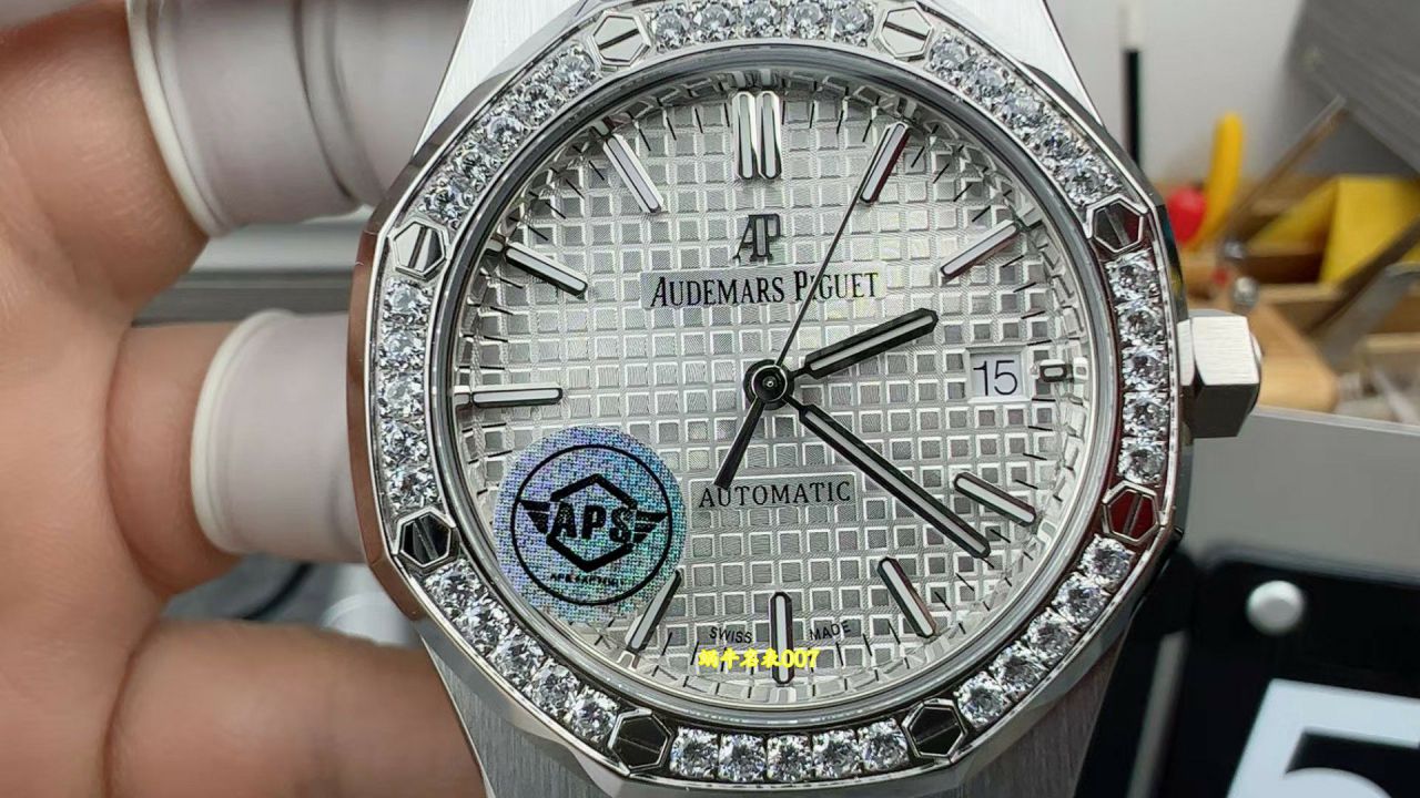 APS Audemars Piguet Royal Oak  series 15451ST.ZZ.D011CR.01TOP clone watch White dial  steel belt  watches  / AP378
