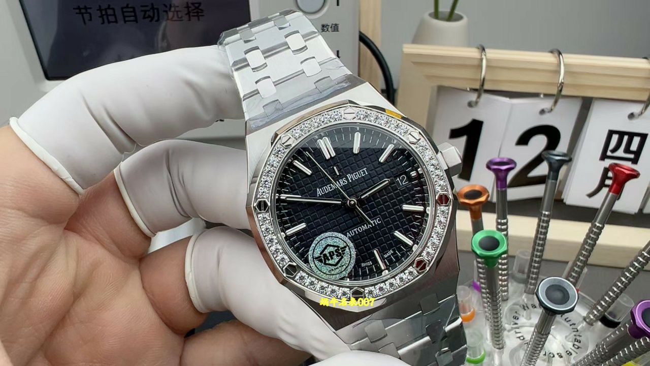 APS Factory best clone watch Audemars Piguet Royal Oak  series 15451ST.ZZ.1256ST.01 watches  / AP380