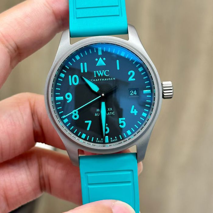 M+ Factory IWC TOP clone watch Pilot  series IW328210(梅赛德斯-AMG马石油F1™车队 Special Edition )