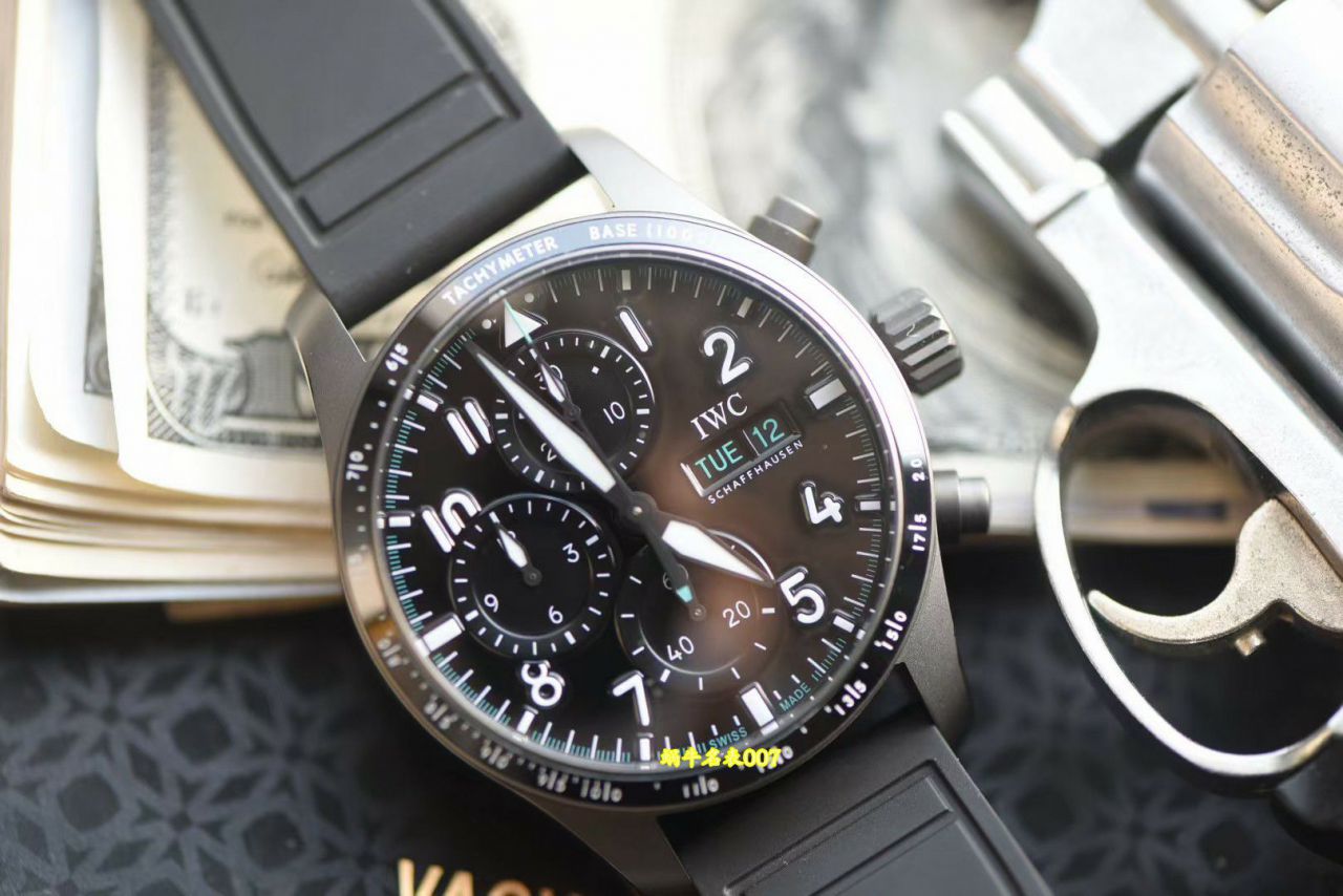 BLS Factory  IWC Pilot  clone watch IW388306 watches  / IW673