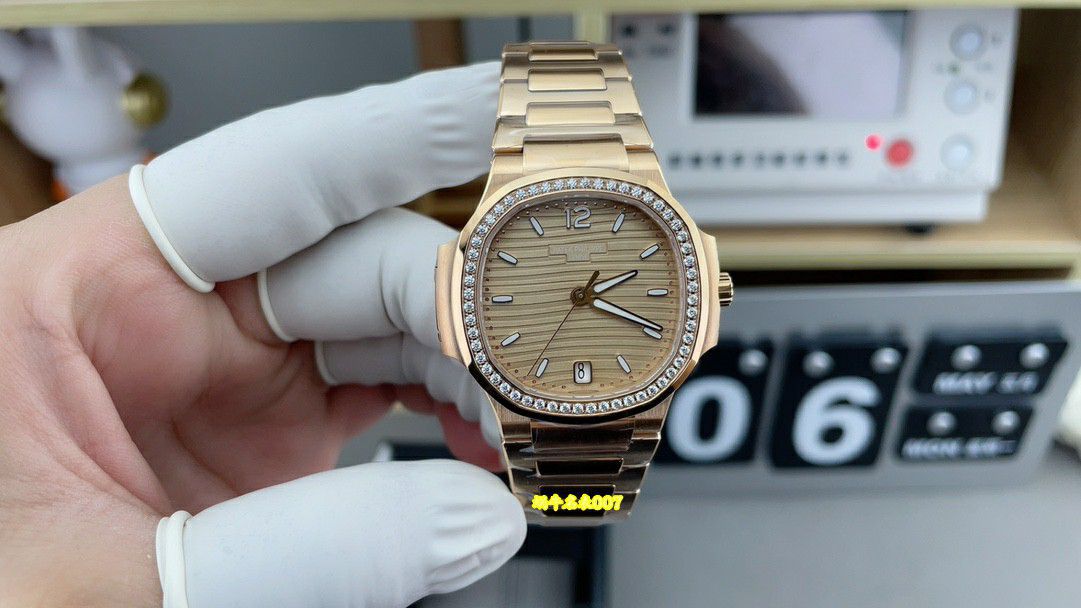 3K Factory Patek Philippe Nautilus TOP clone  Women watch 7118/1200R-010 watches  / BD531