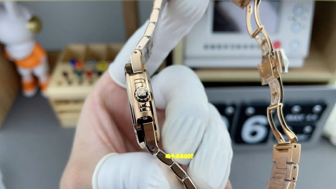 3K Factory Patek Philippe Nautilus TOP clone  Women watch 7118/1200R-010 watches  / BD531