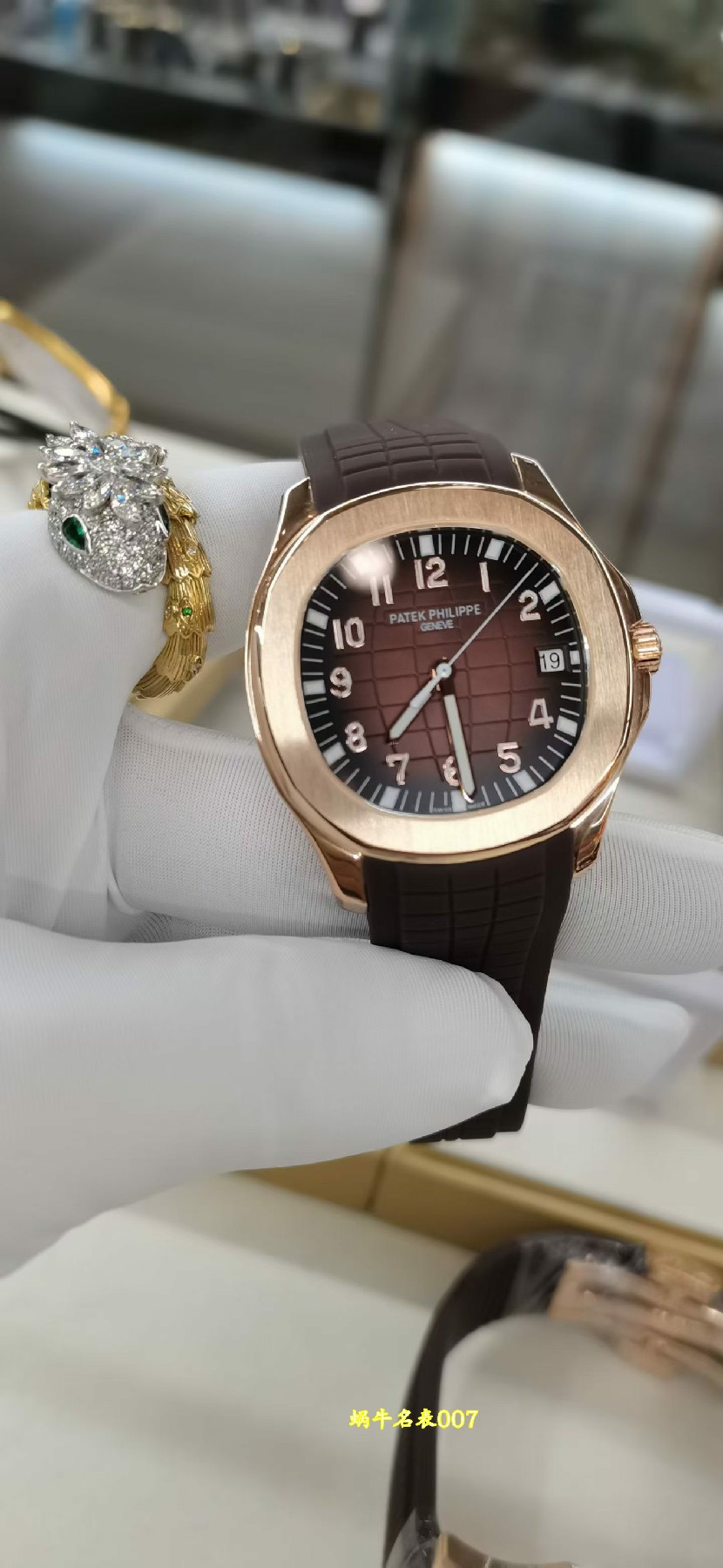 包金加工百达翡丽AQUANAUT系列5167R-001腕表 /  