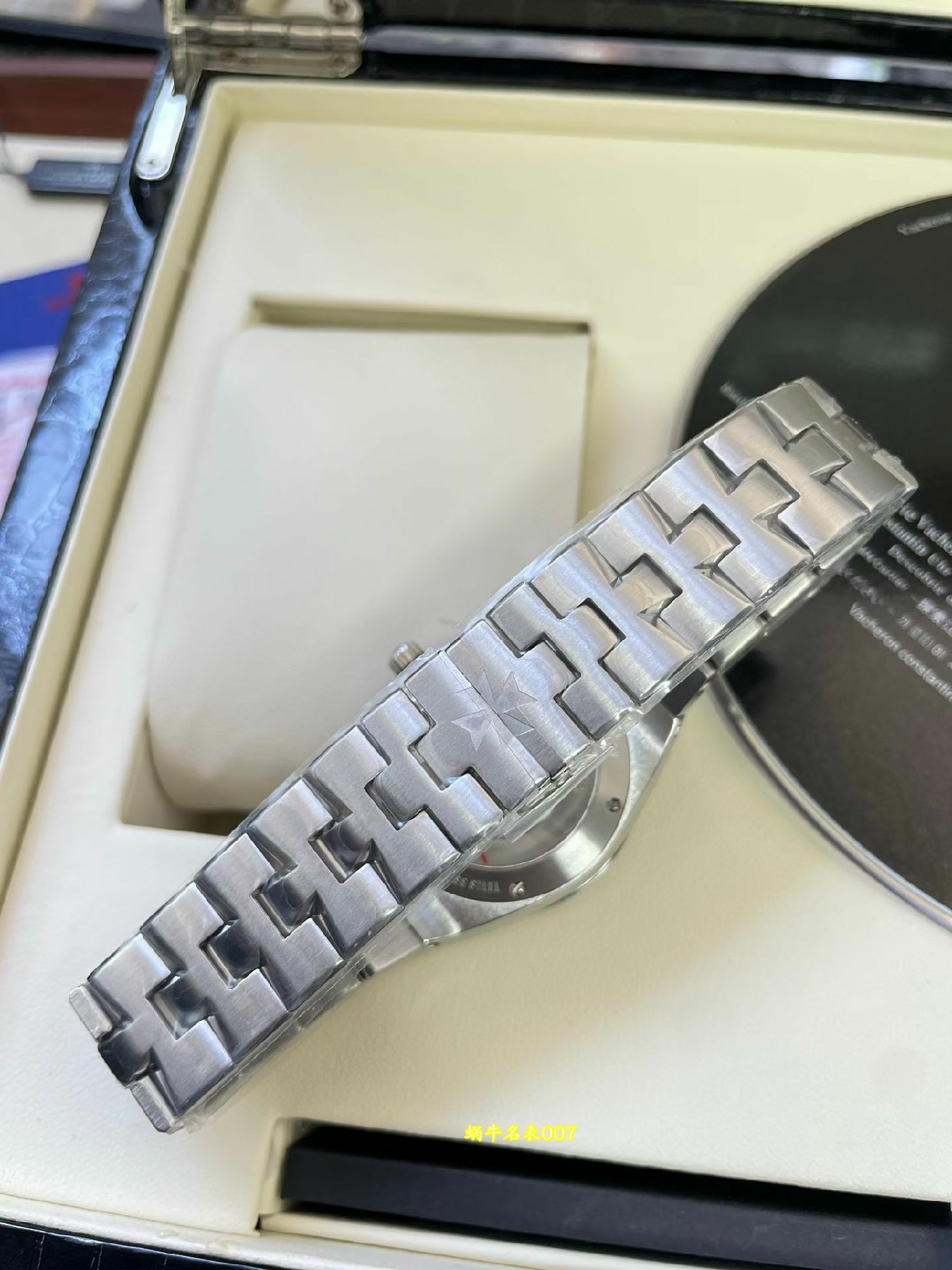江诗丹顿/Vacheron Constantin   纵横四海系列 1205V及1225V 真钻女士手表 /  