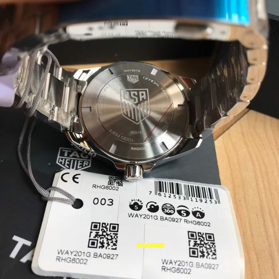 Original Tagheuer,泰格豪雅竞潜美国国家足球队限量版男装腕表 /  