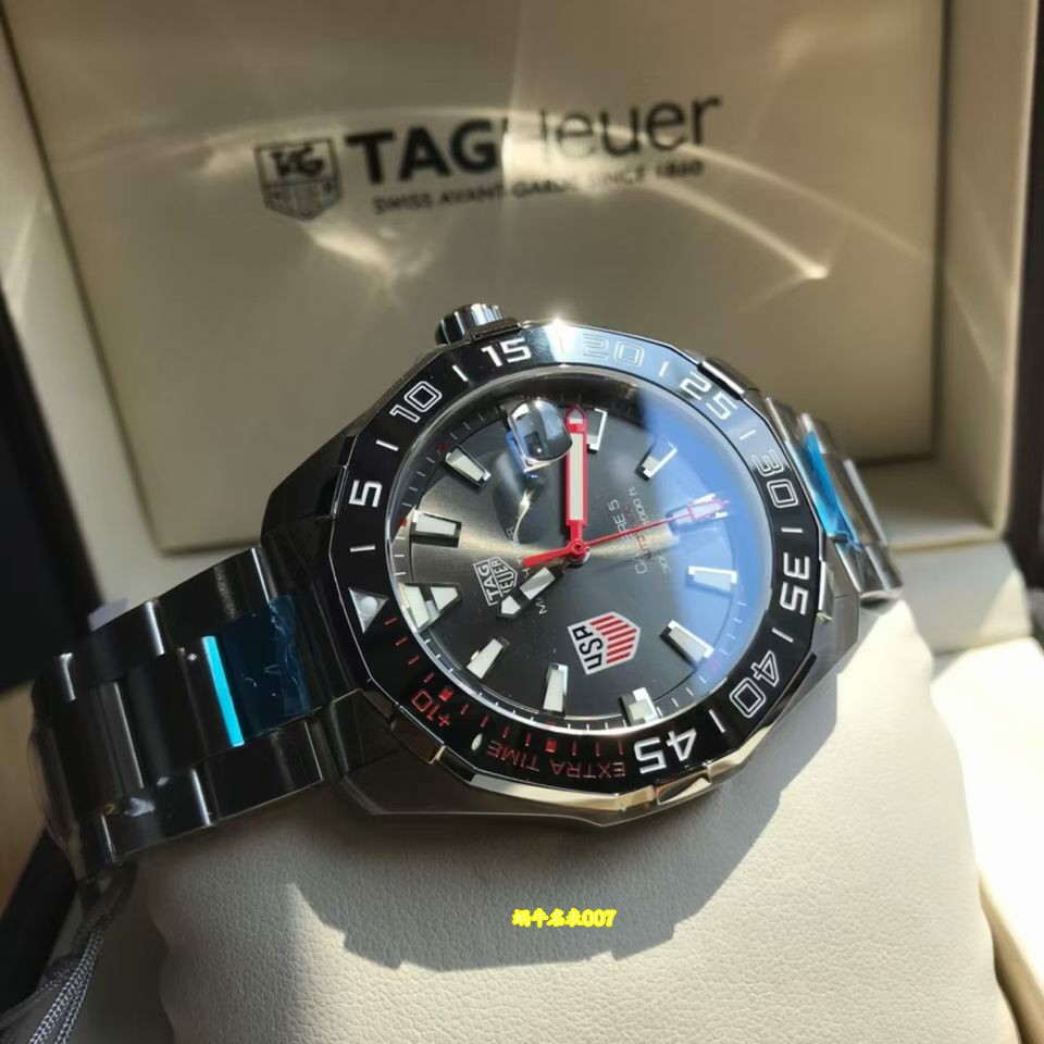 Original Tagheuer,泰格豪雅竞潜美国国家足球队限量版男装腕表 /  