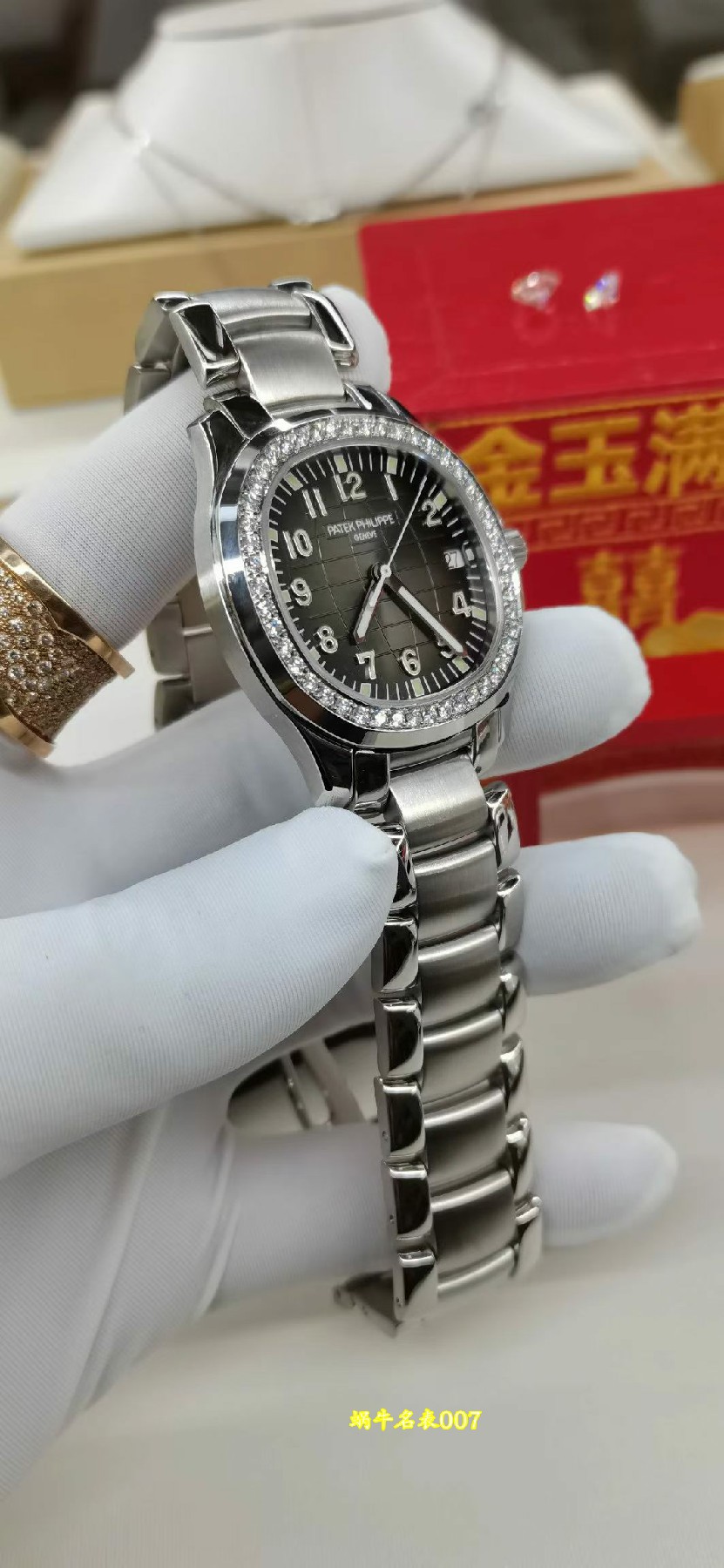 高端定制 真钻百达翡丽AQUANAUT系列5087/1A-001 女士手表顶级复刻 /  