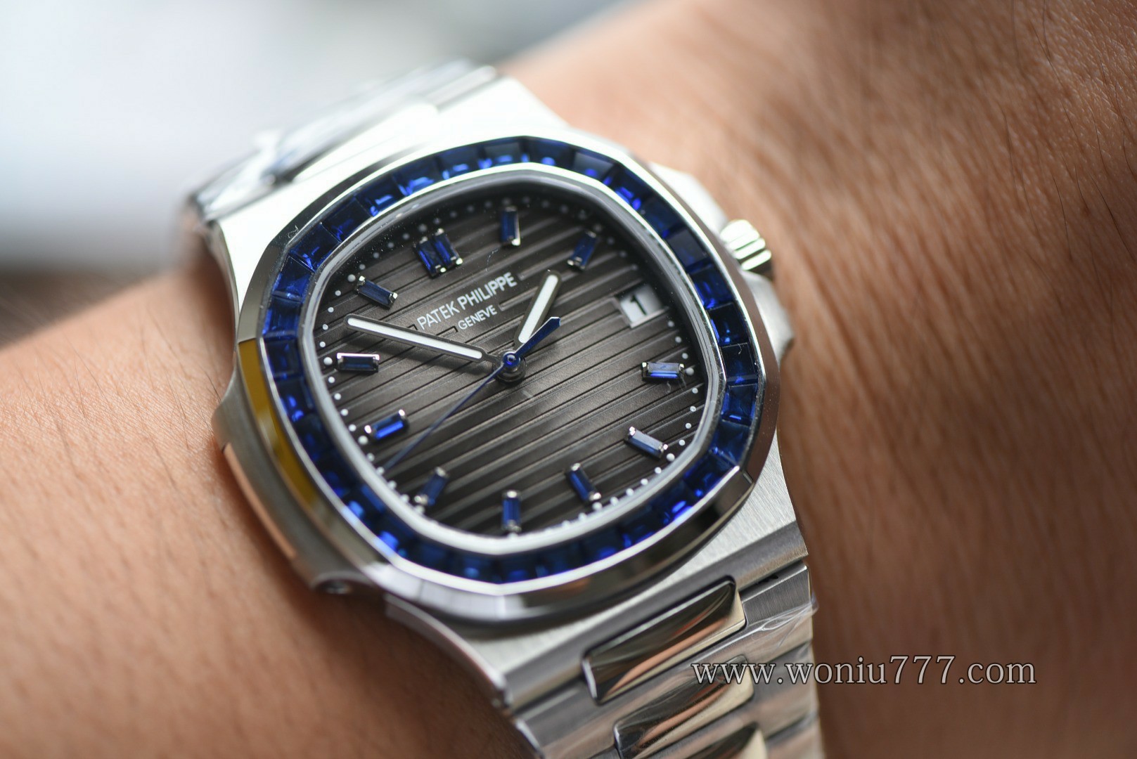 定制高奢款百达翡丽Patek Philippe Nautilus replica watch 5711/111P-001 百達翡麗高仿手錶腕表 / 