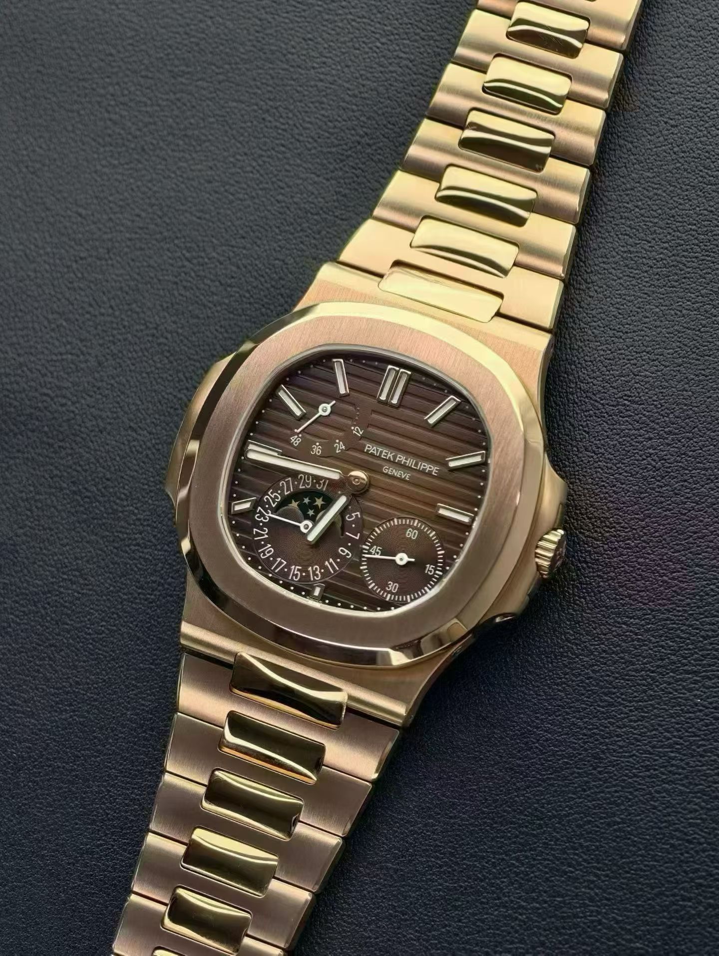 UMI  watch replica Patek Philippe 5712R-001腕表 百達翡麗 5712R-001 高仿手錶 (鹦鹉螺) /  