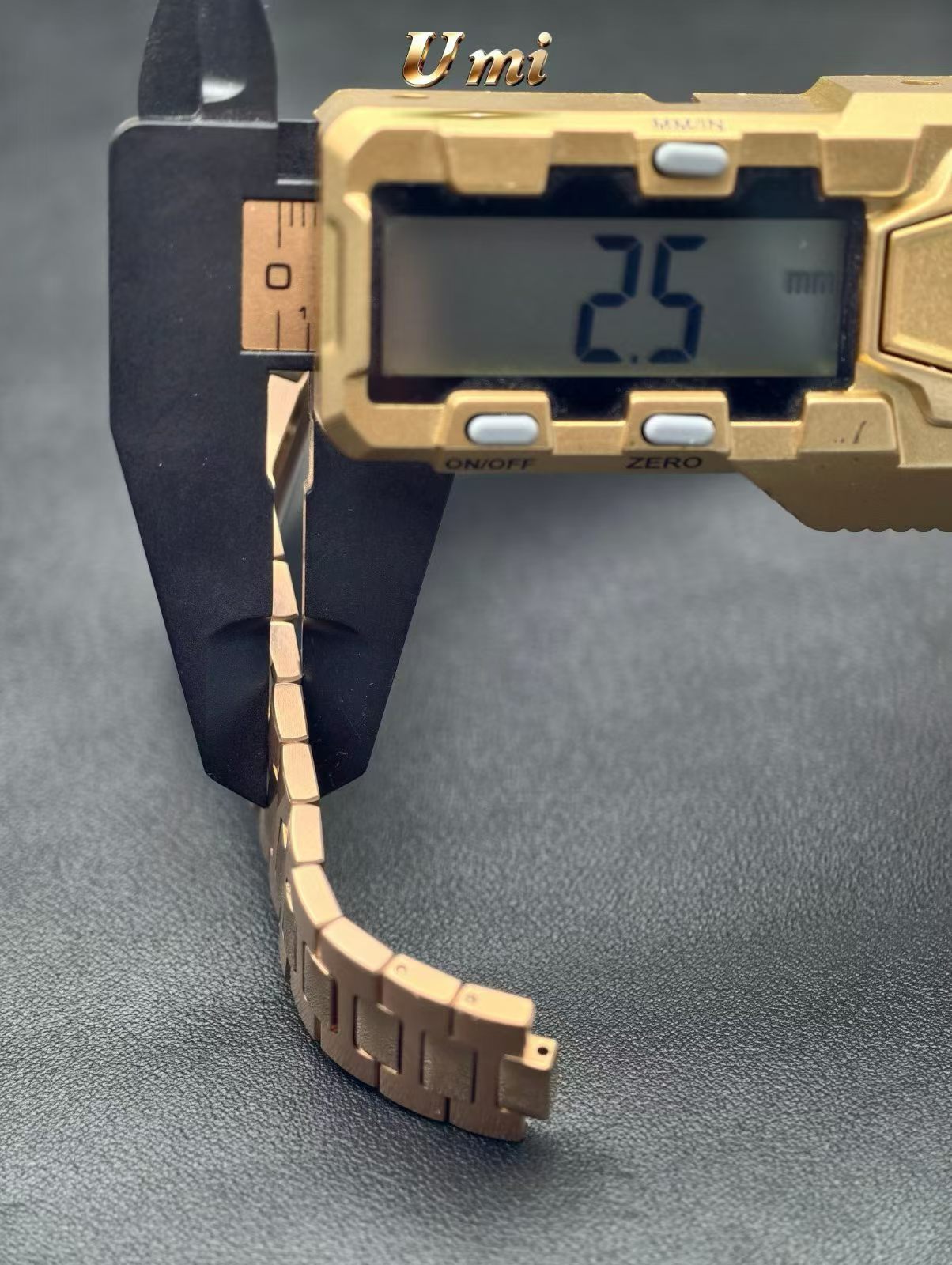 UMI  watch replica Patek Philippe 5712R-001腕表 百達翡麗 5712R-001 高仿手錶 (鹦鹉螺) /  
