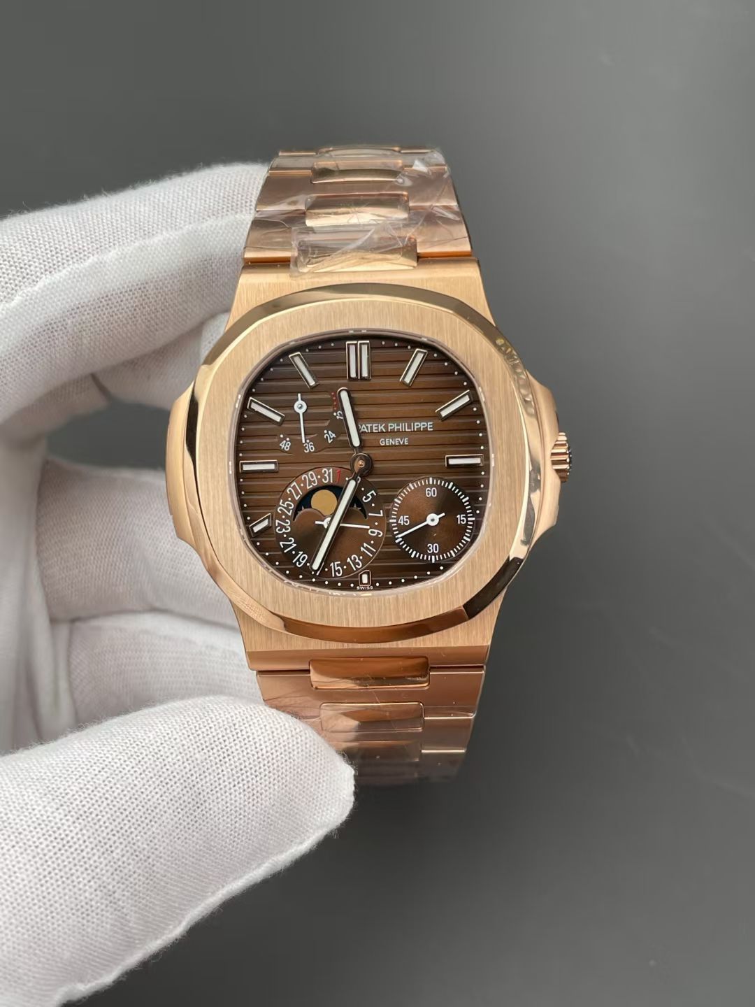 UMI  watch replica Patek Philippe 5712R-001腕表 百達翡麗 5712R-001 高仿手錶 (鹦鹉螺) /  