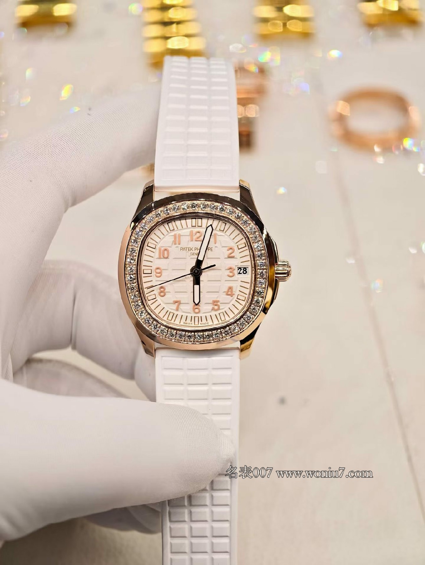 客户改装定制 包金真钻 百达翡丽AQUANAUT系列5068R-010女士腕表 /  