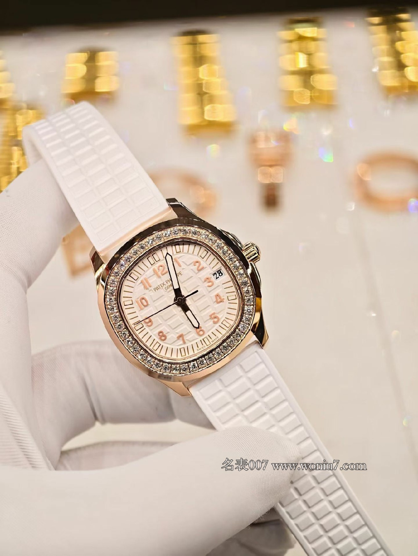 客户改装定制 包金真钻 百达翡丽AQUANAUT系列5068R-010女士腕表 /  